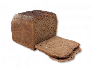 Rechteckiges Vollkornkastenbrot, angeschnitten mit zwei Scheiben, die die feinporige dunkelbraune Krume zeigen; Produktfoto