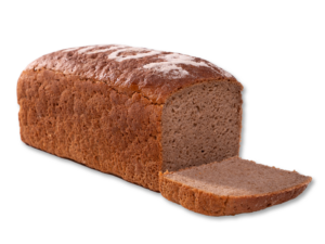 Freigestelltes rechteckiges Roggenmischbrot aus der Kastenform mit bemehlter gewölbter Oberseite, eine Scheibe angelegt, sichtbare gleichmäßige Porung; Produktfoto